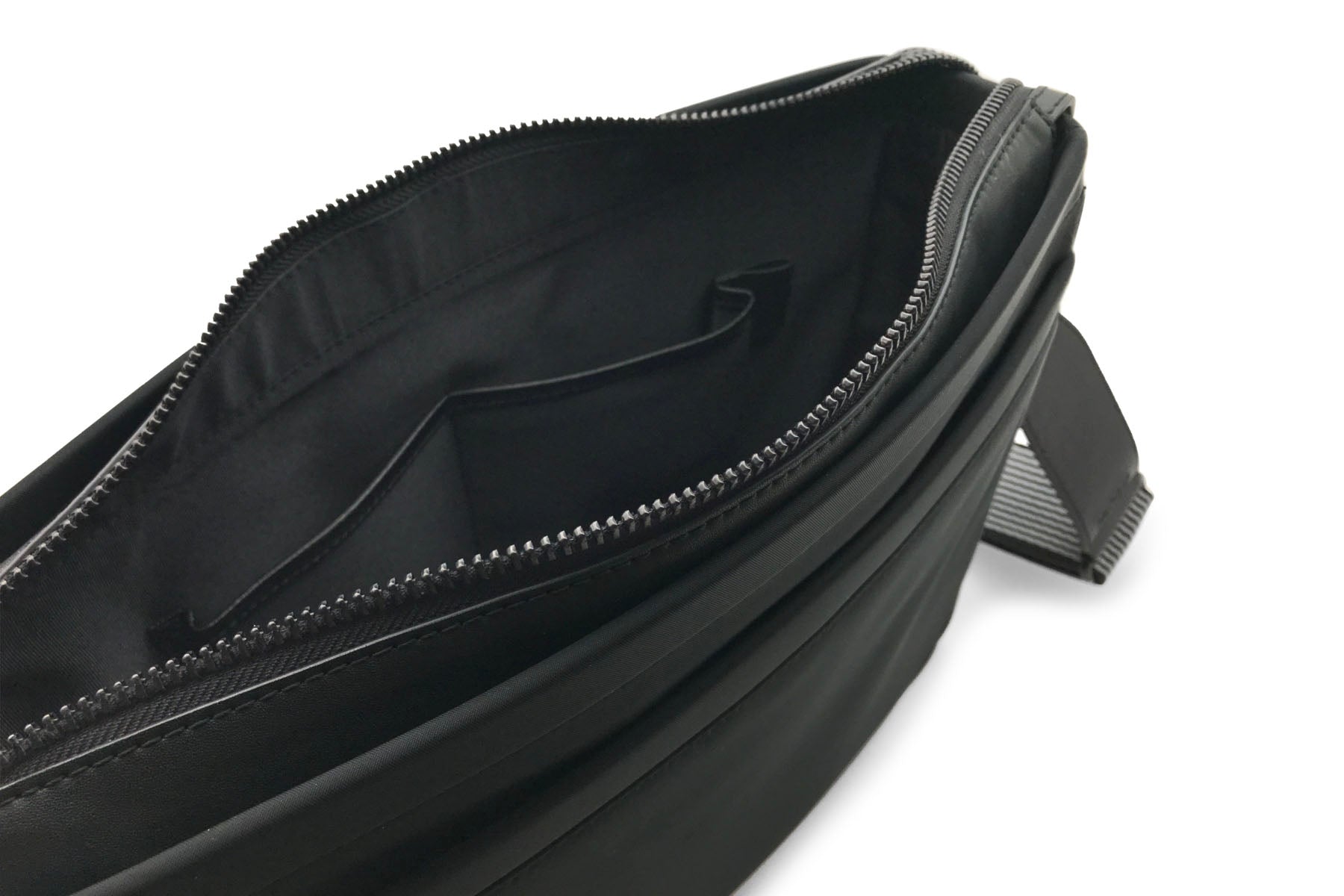 article: #160 Bag Messenger Men - Noir