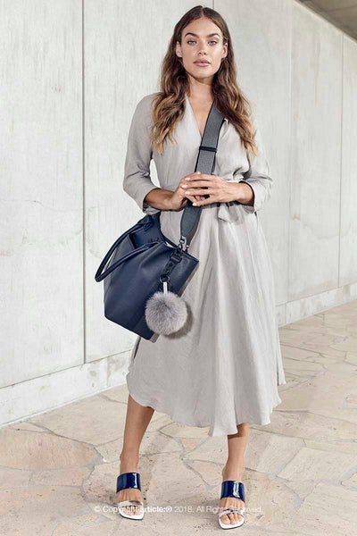 article: #320 Crossbody Strap - Gris + Noir Stripe